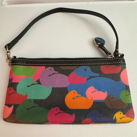 Dooney & Bourke wonder ducks wristlet - Picture 3 of 12